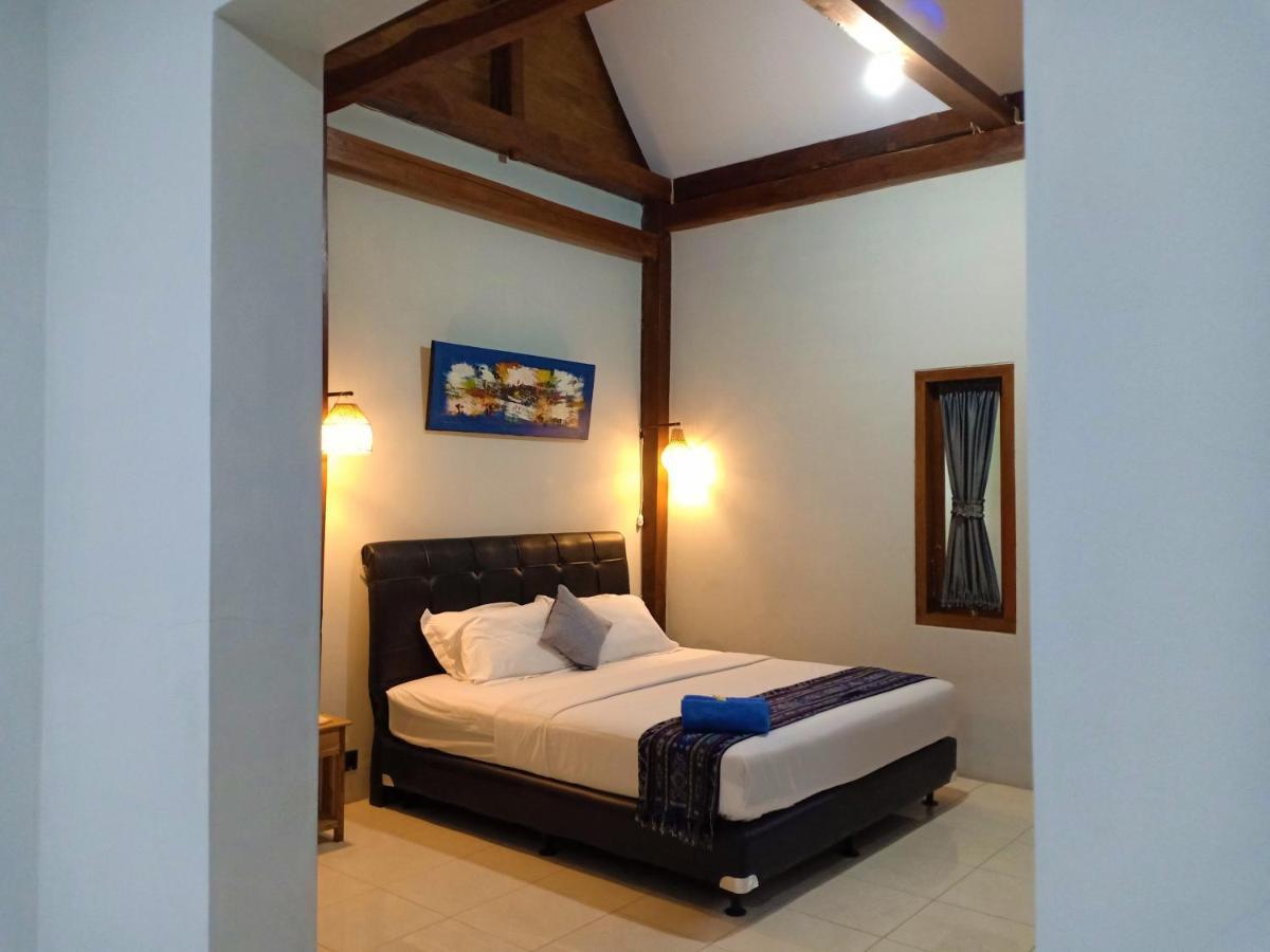 בניוואנגי Bata Merah Homestay מראה חיצוני תמונה