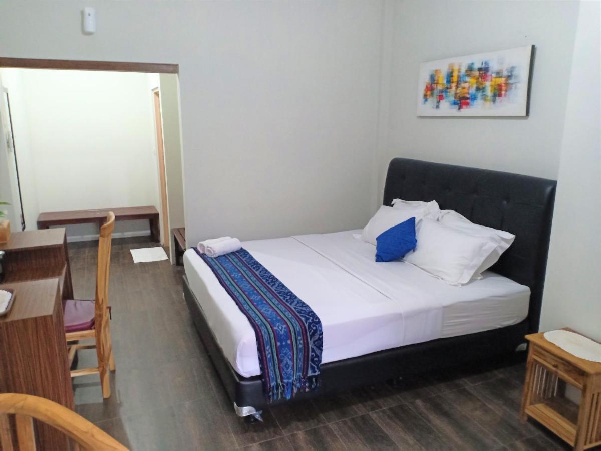 בניוואנגי Bata Merah Homestay מראה חיצוני תמונה