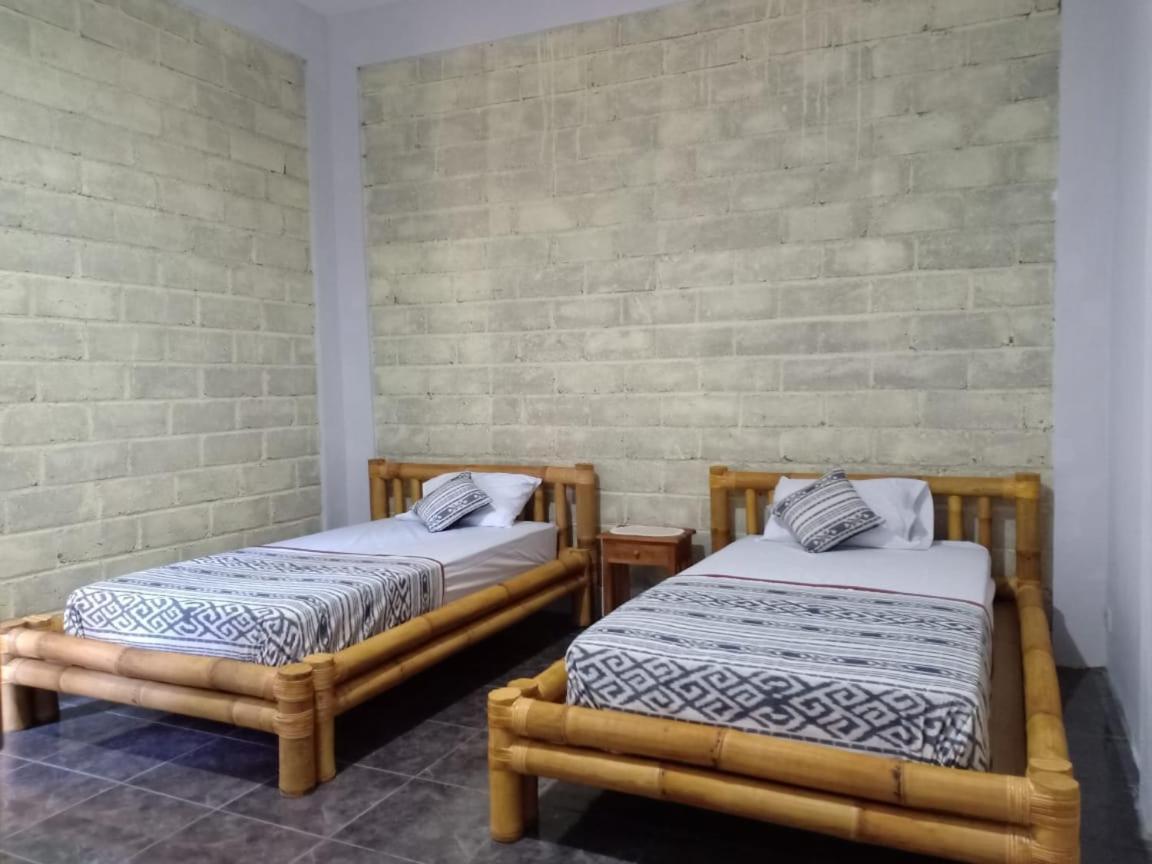 בניוואנגי Bata Merah Homestay חדר תמונה